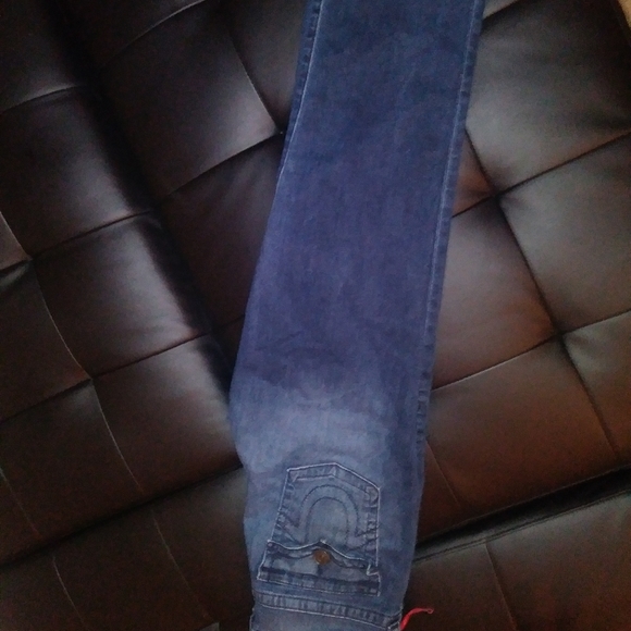 True Religion - Picture 6 of 8